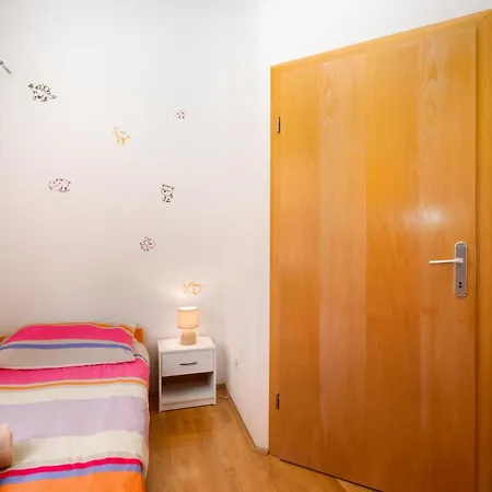 Apartment Beautiful In With Kitchen *