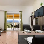 Beautiful In With Kitchen Lejlighed Čižići